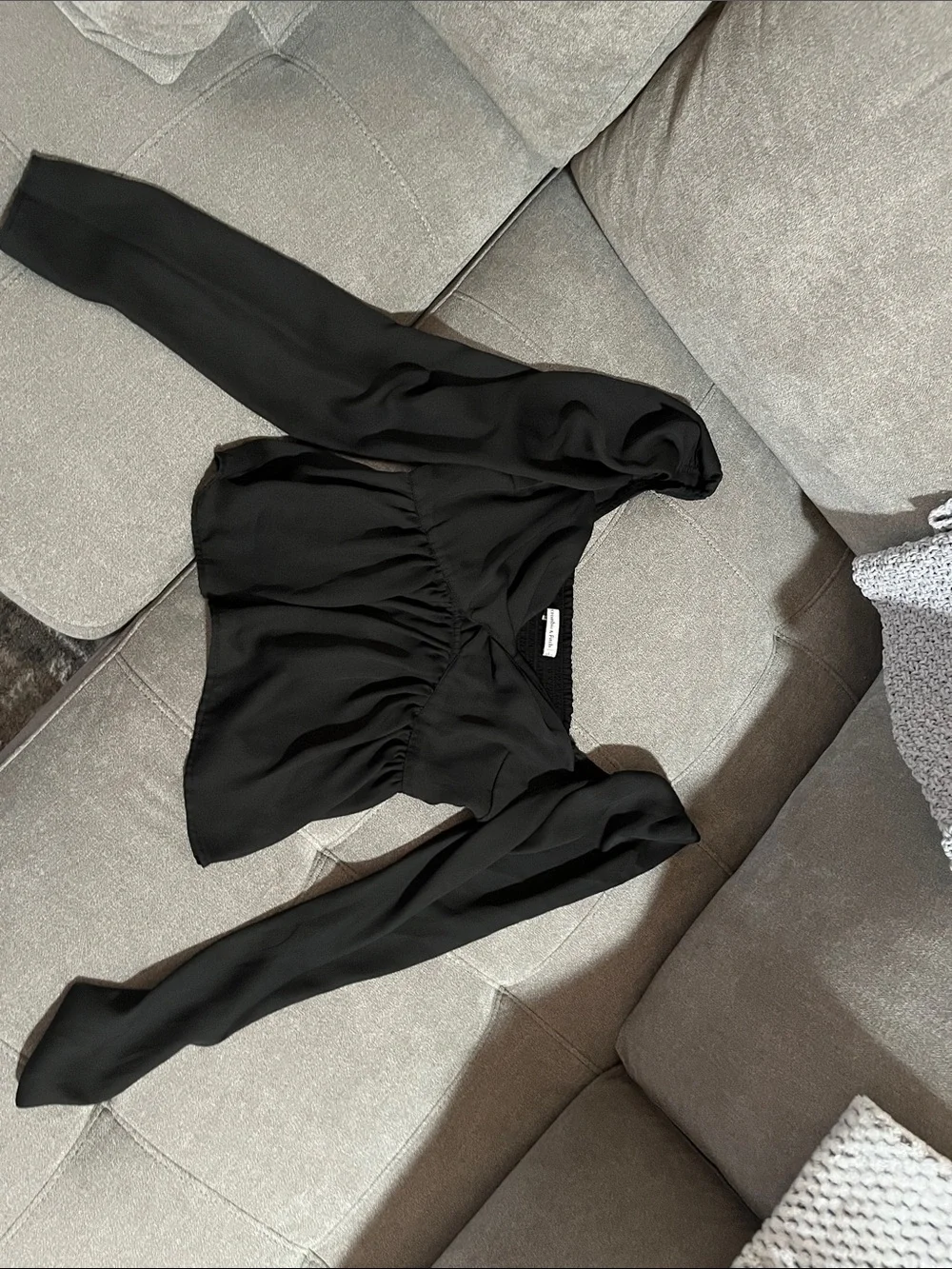 Abercrombie & Fitch Black V-Neck Empire Waist Puff Sleeve Top